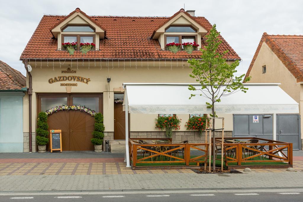 Penzion Gazdovsky Hostinec Topolcianky Ngoại thất bức ảnh