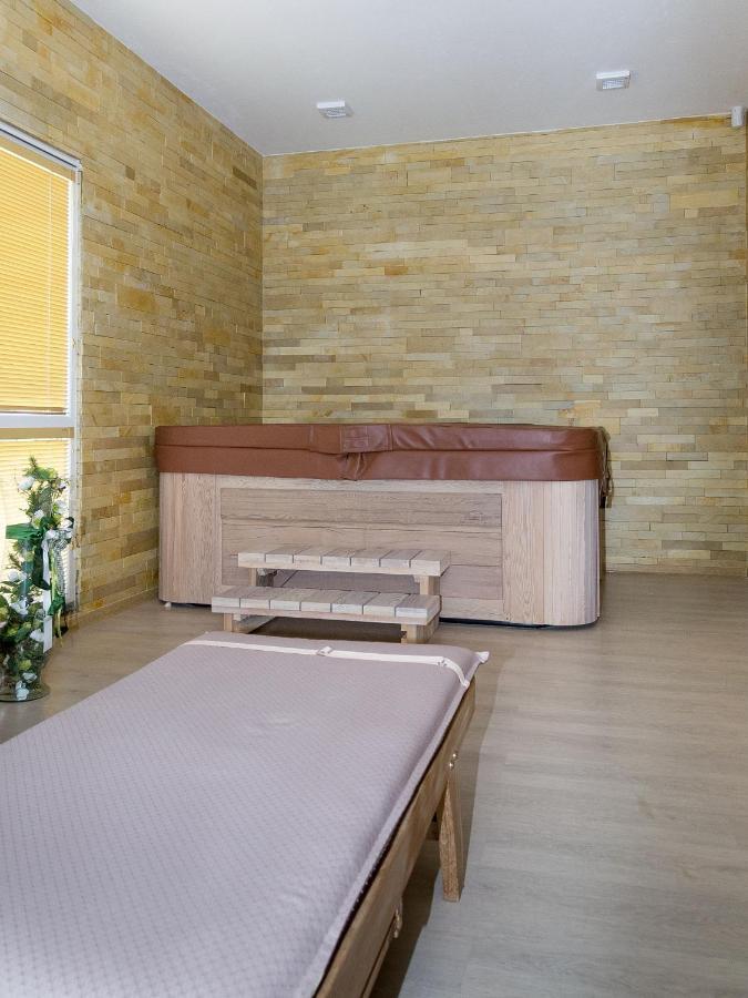 Penzion Gazdovsky Hostinec Topolcianky Ngoại thất bức ảnh